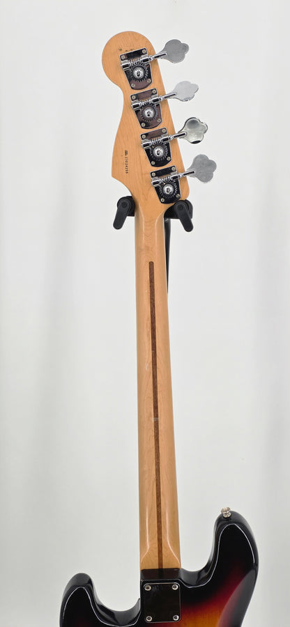 Fender - Road Worn Jazz Bass - American - 2003 - Sunburst