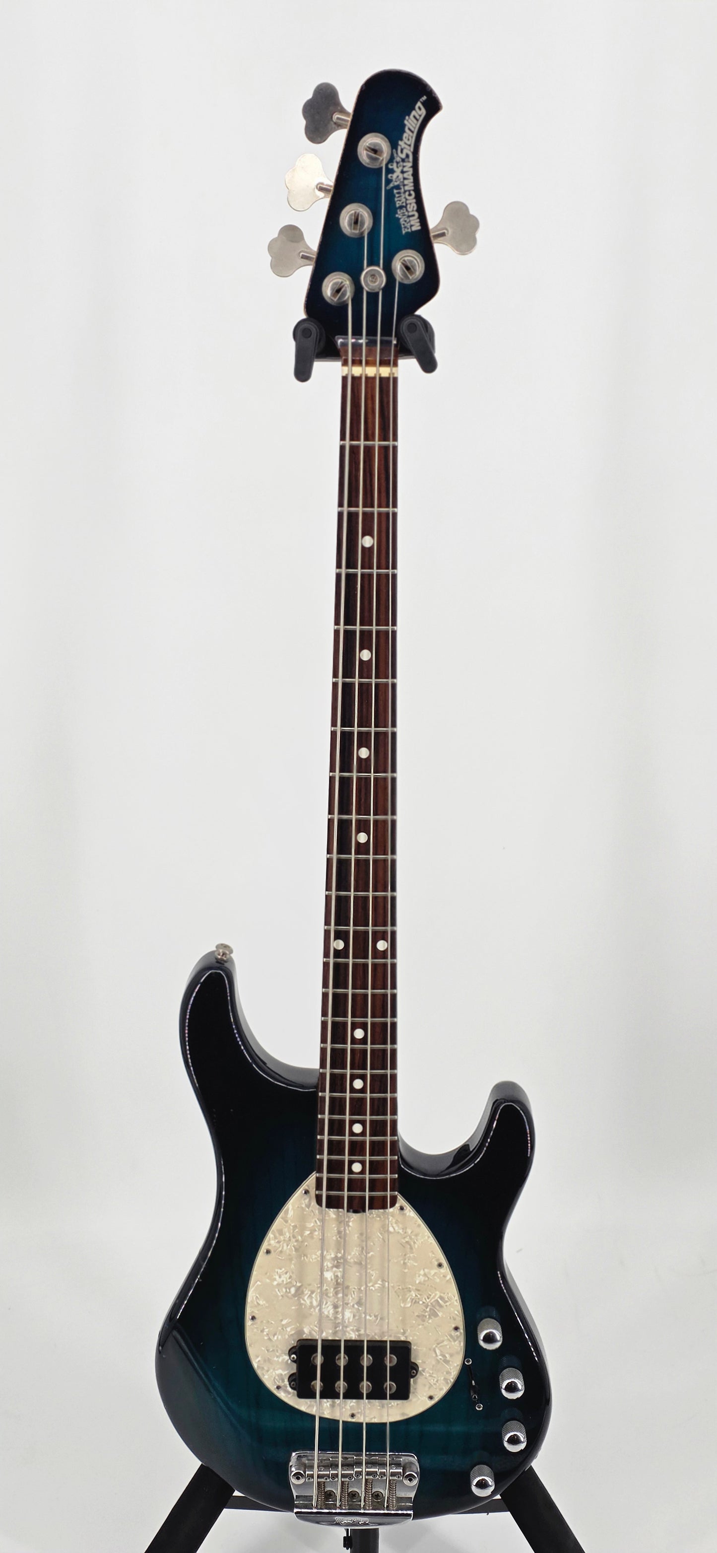 Music Man - Sterling - USA Model - 2006 - Pacific Blue Burst