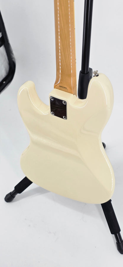 Fender - '66' Jazz Bass - MIJ - 2013 - Olympic White w/Matching Headstock (Modded)