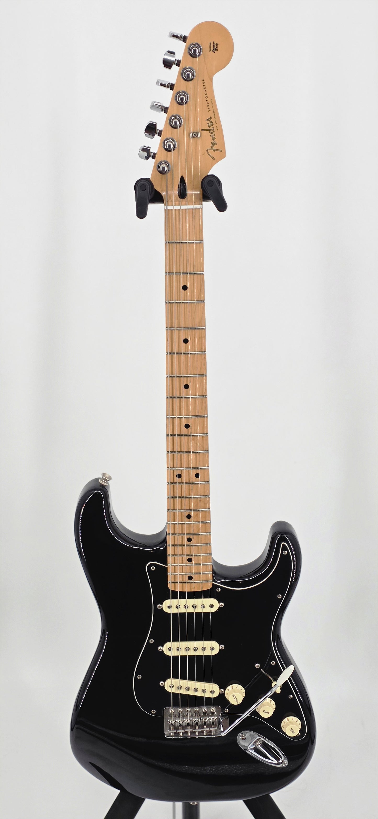 Fender - Standard Special Edition - MIM - 2017 - Black