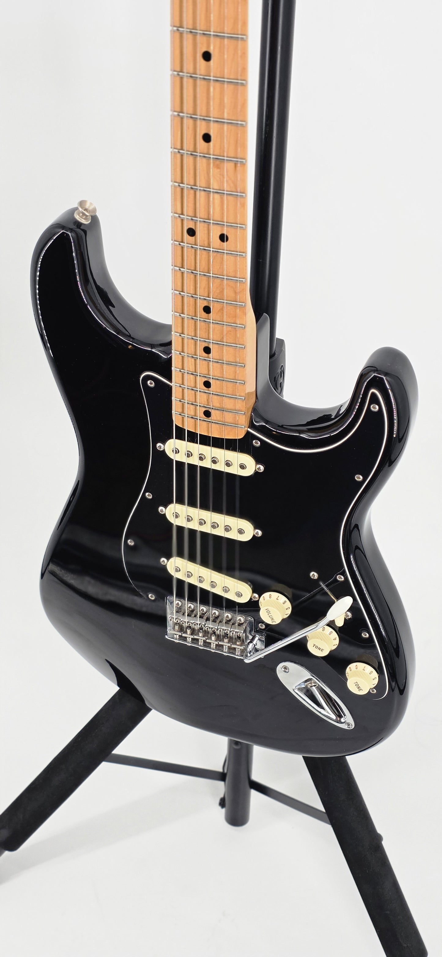Fender - Standard Special Edition - MIM - 2017 - Black
