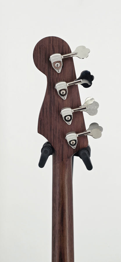 Fenderesque - Jazz Bass - 2024 - Daphne Blue