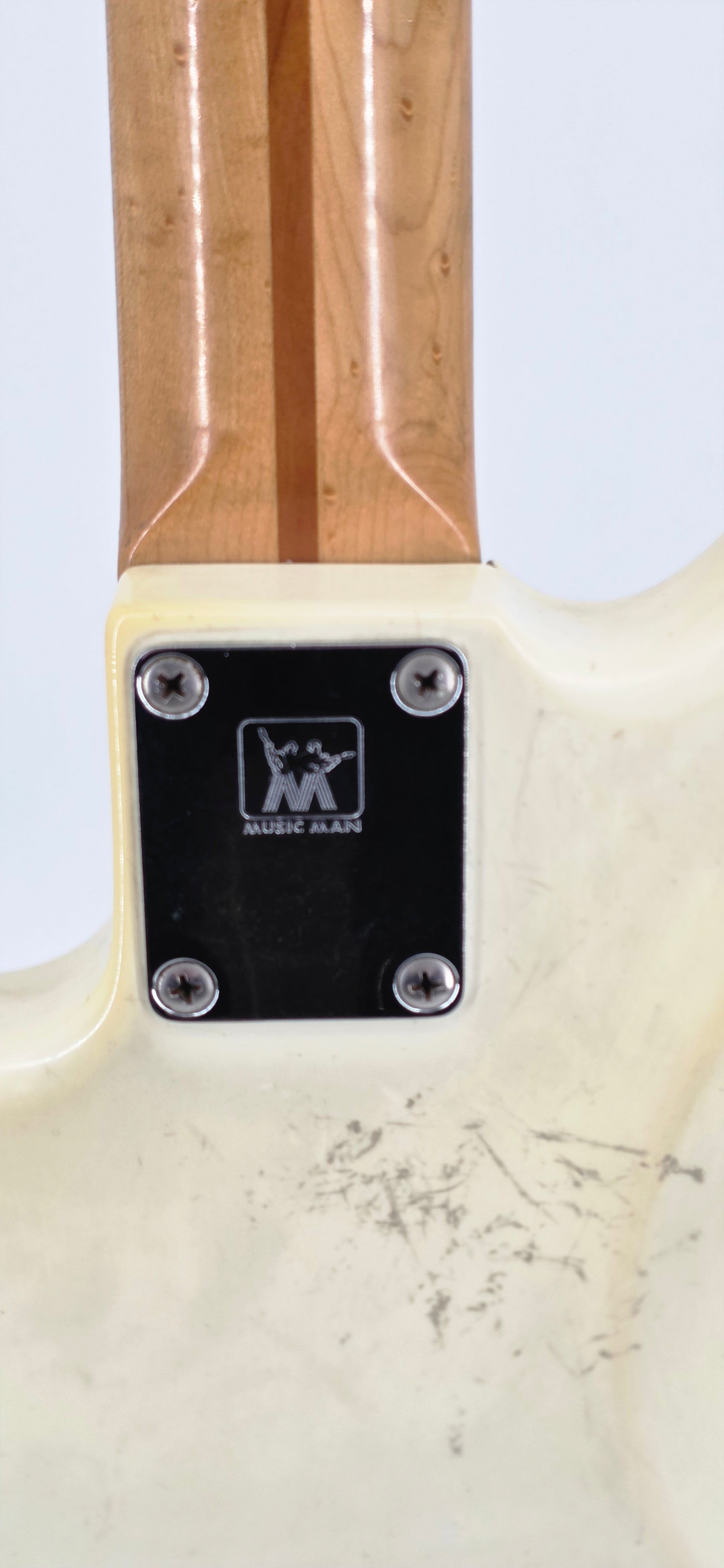 Ernie Ball Music Man - Sabre - 1988 - Olympic White
