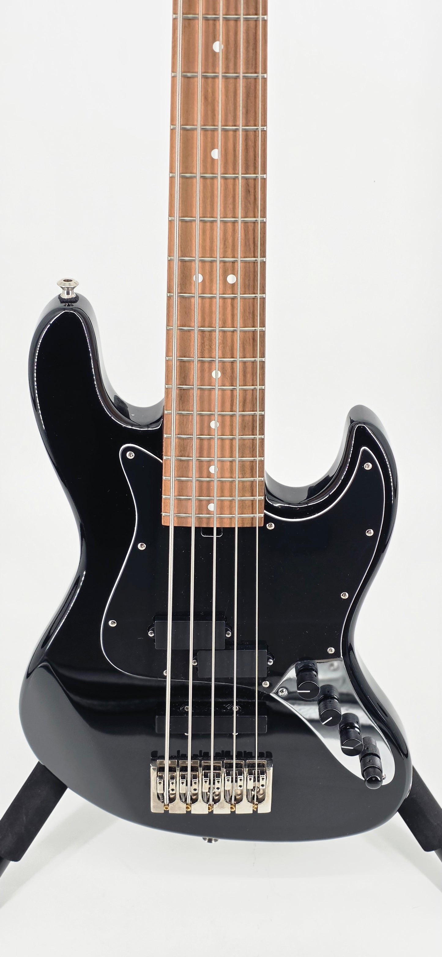 LE from The Low End Hybrid P/J 5 - circa - 2024 - Black Pearl