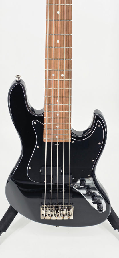 LE from The Low End Hybrid P/J 5 - circa - 2024 - Black Pearl