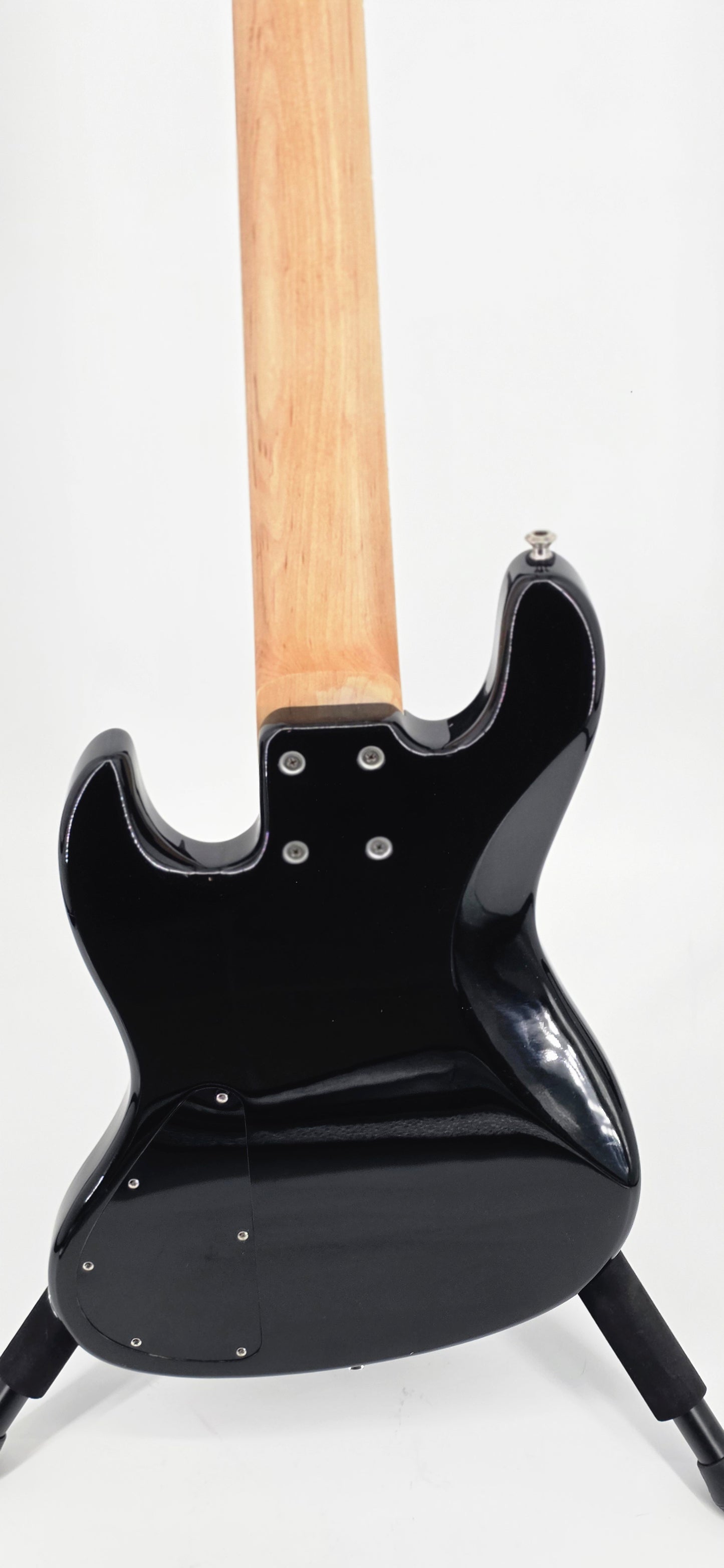 LE from The Low End Hybrid P/J 5 - circa - 2024 - Black Pearl