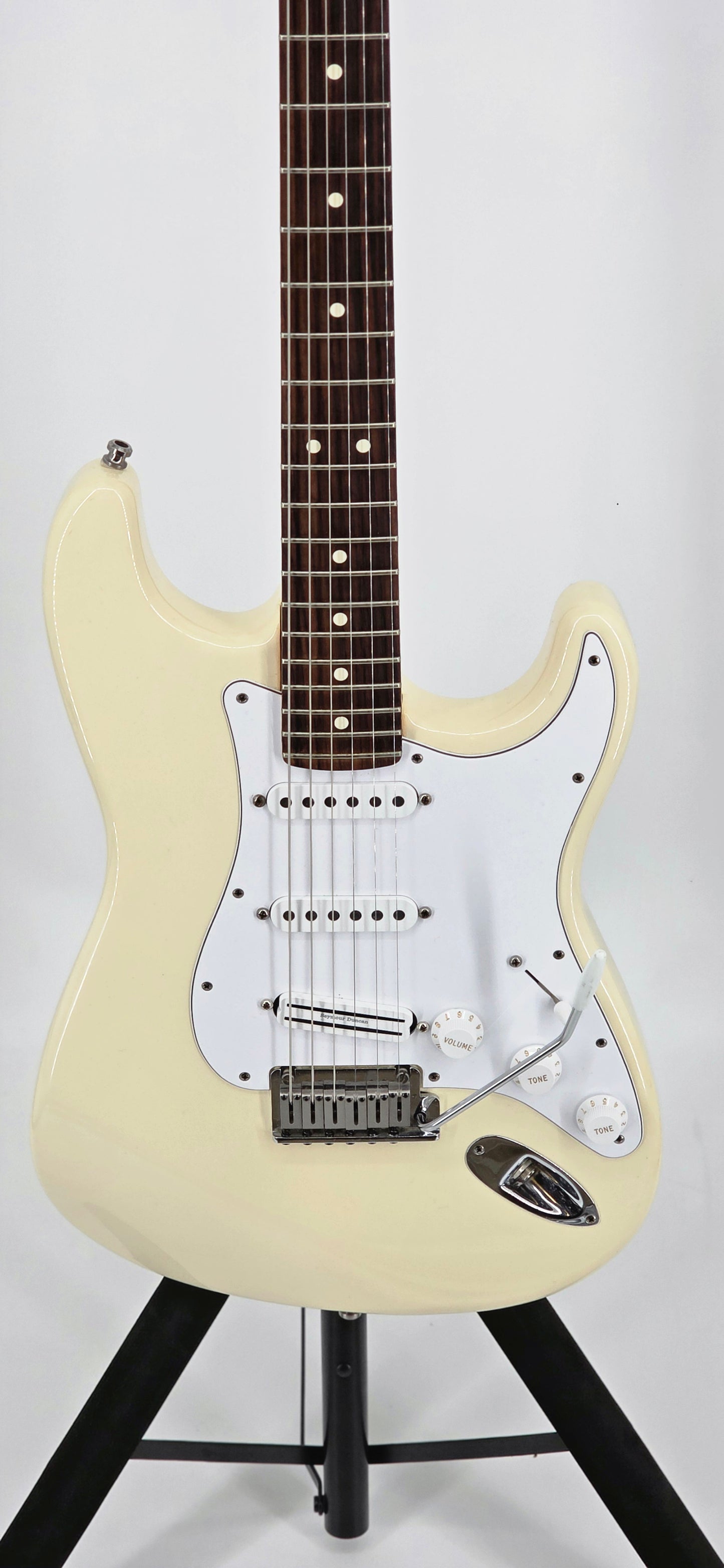Fender - American Standard Stratocaster - 1998 - Stock/Modded - Olympic White