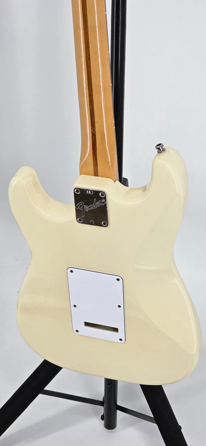 Fender - American Standard Stratocaster - 1998 - Stock/Modded - Olympic White