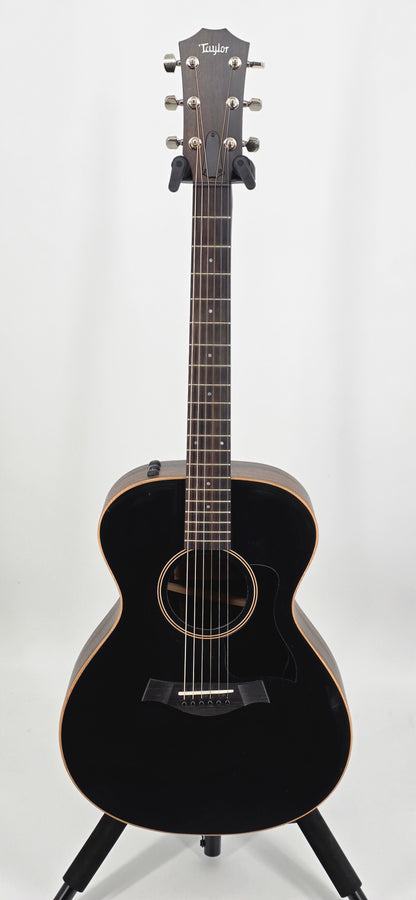 Taylor - AD12E - Ebony Black Top