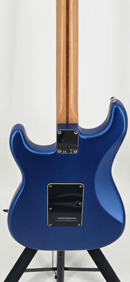 Fender - Standard Stratocaster - MIM - 2013 - Satin Ocean Blue Candy