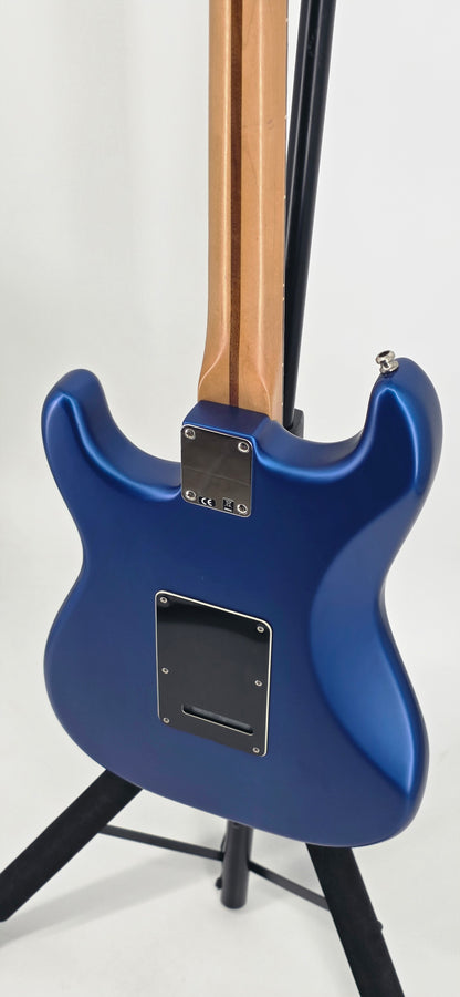 Fender - Standard Stratocaster - MIM - 2013 - Satin Ocean Blue Candy