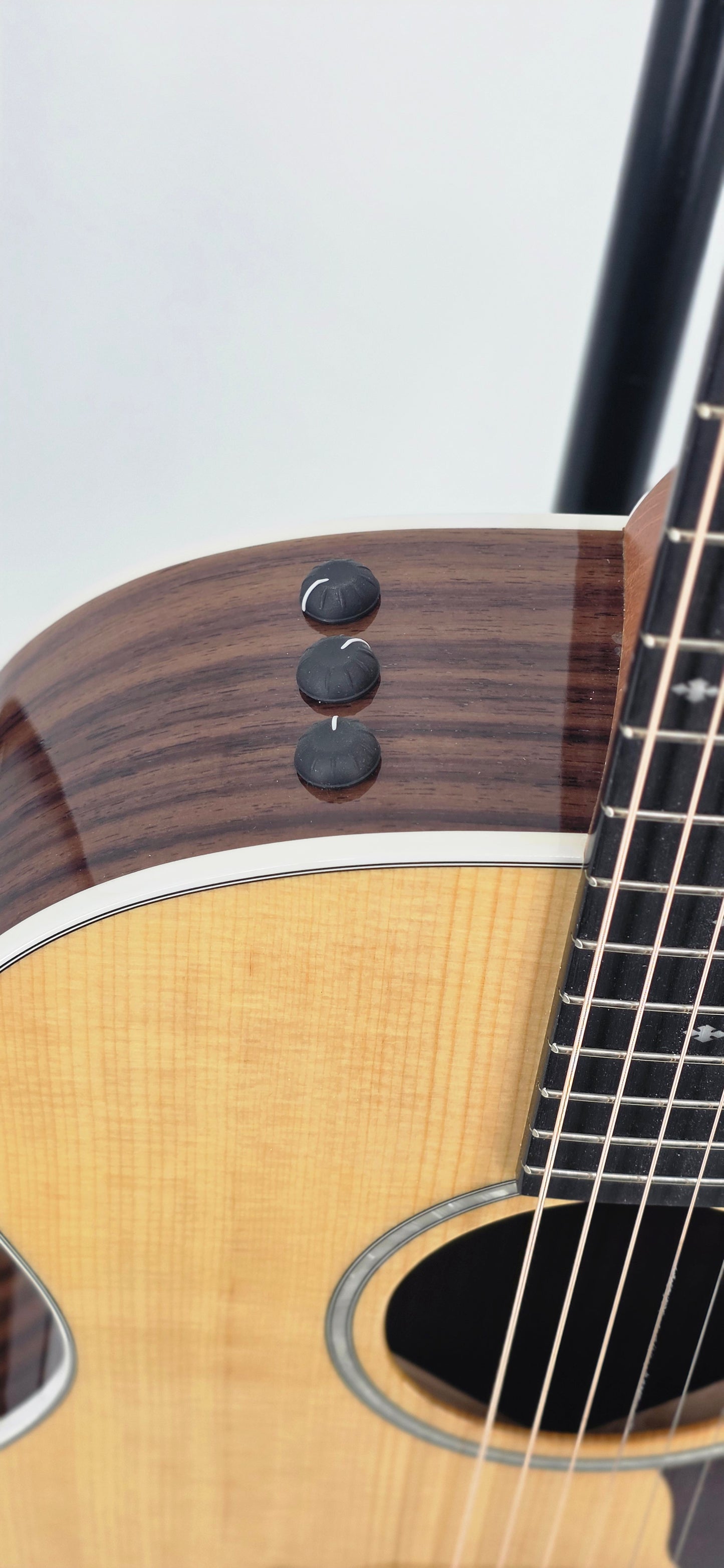 Taylor - Acoustic - 214ce-DLX - Natural