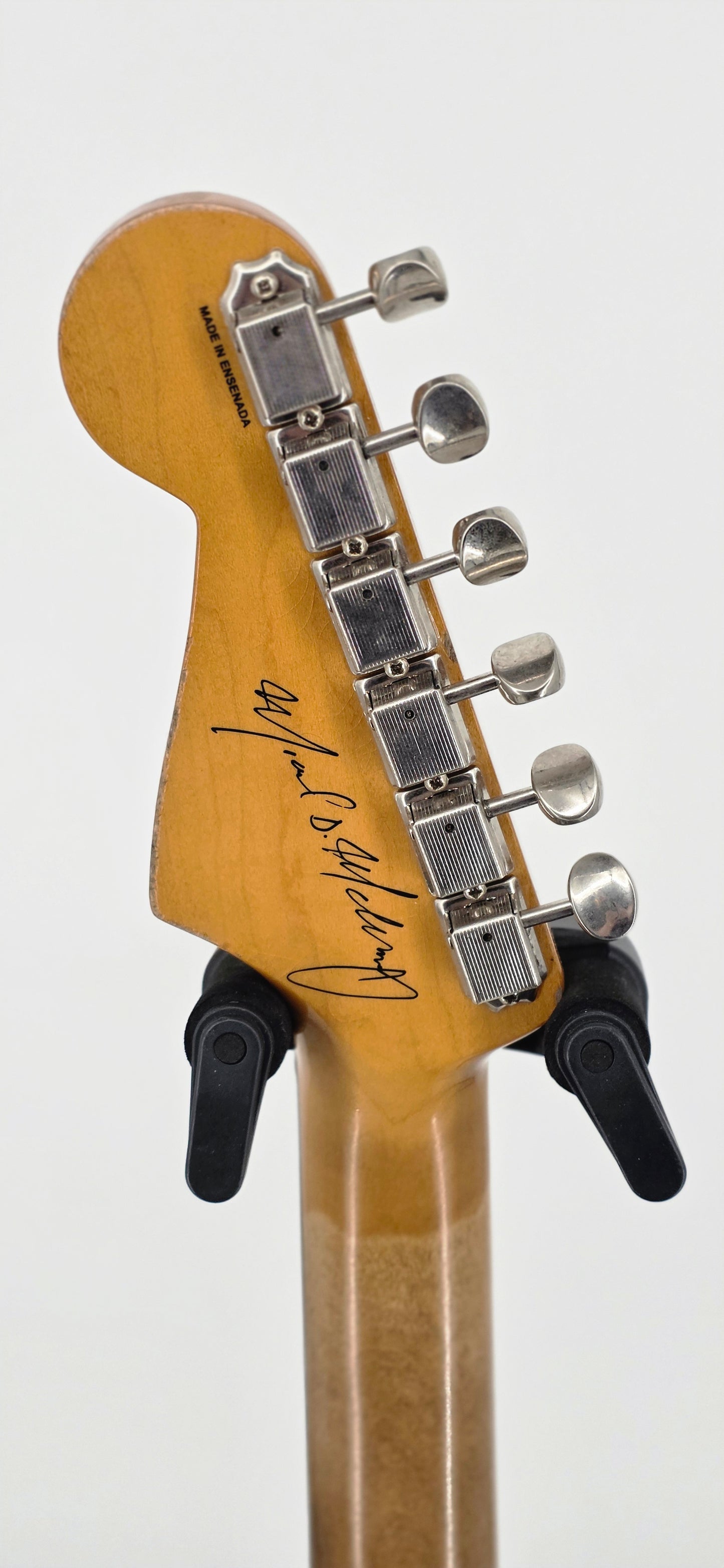 Fender - Mike McCready Stratocaster - MIM - 2024 - 3 Color Sunburst
