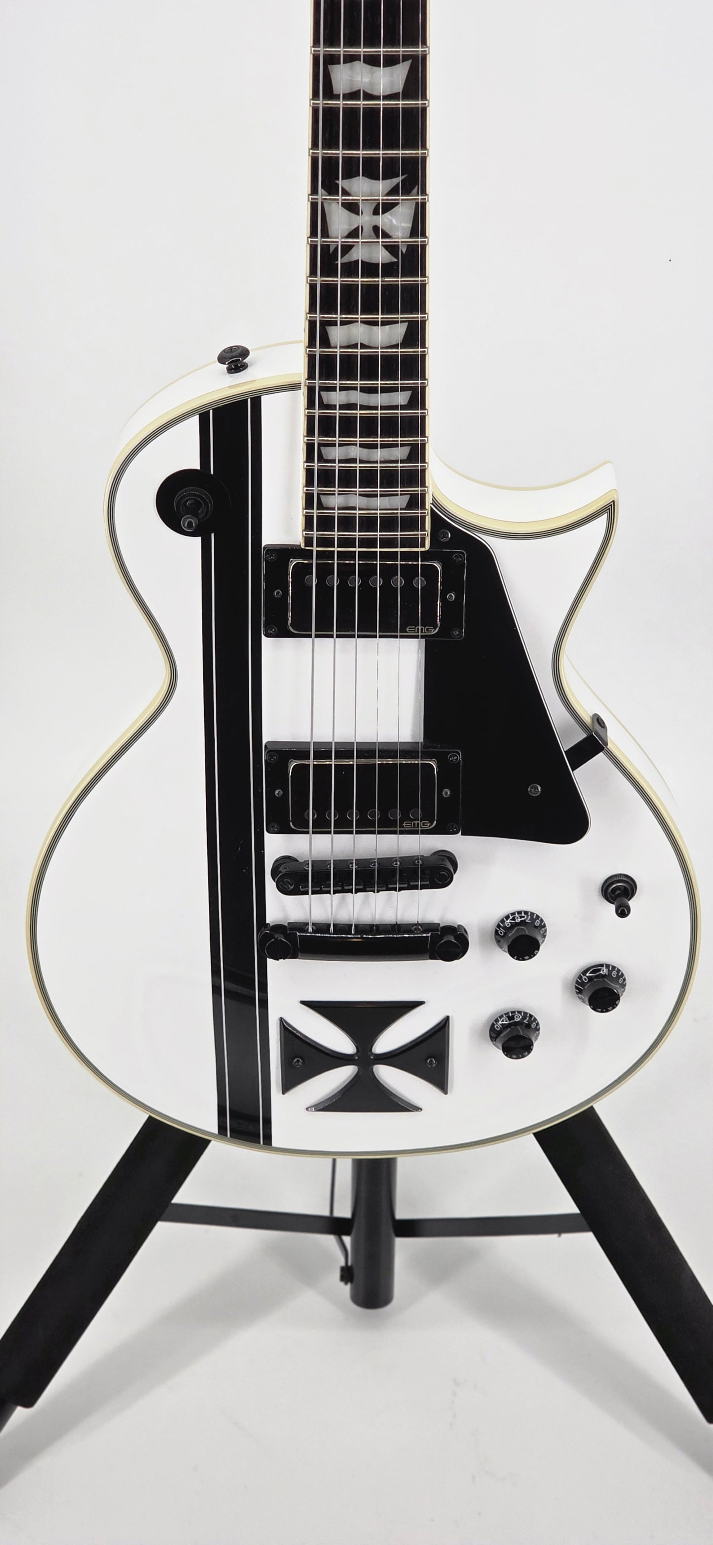 LTD - IRON CROSS - James Hetfield Signature - 2022 - Snow White