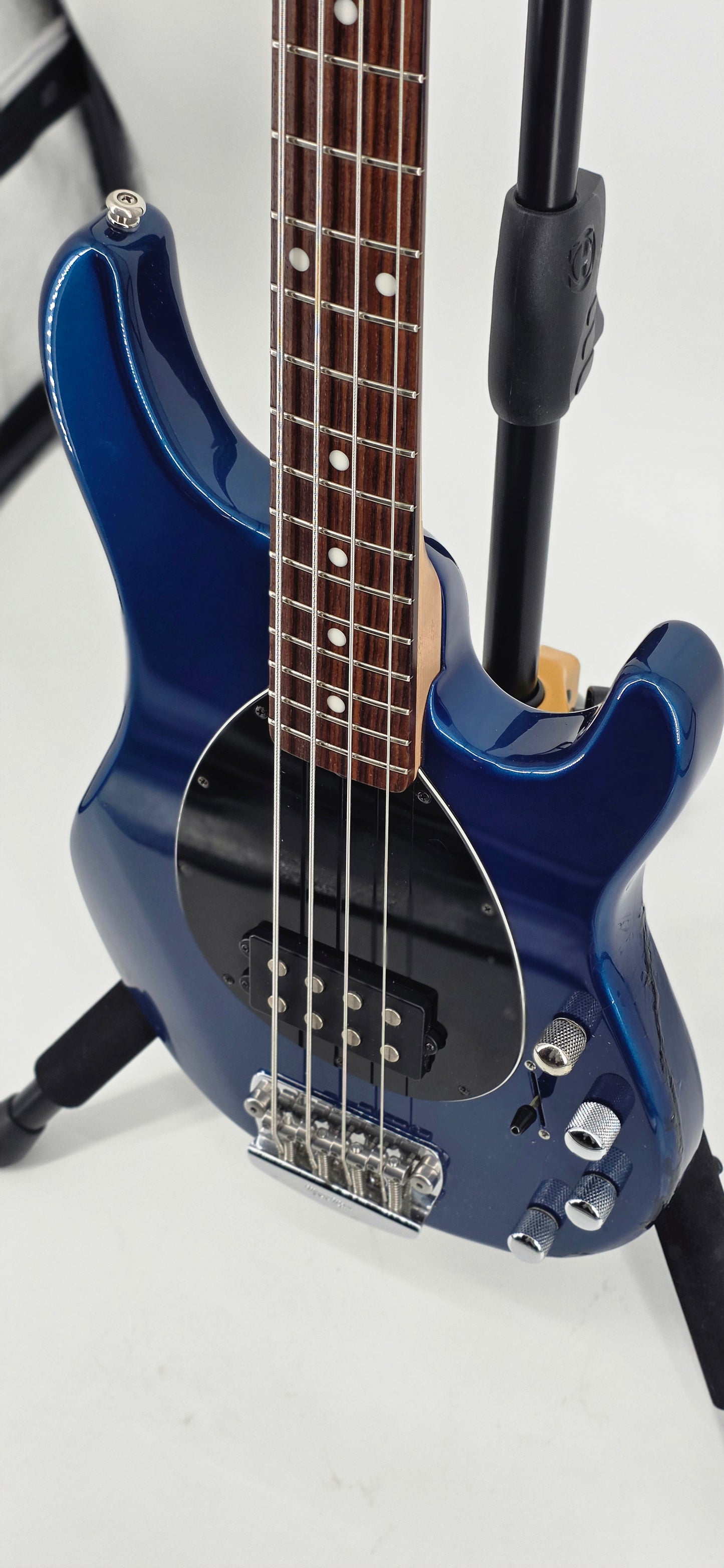 Ernie Ball Music Man - Sterling - USA - 2005 - Blue Pearl