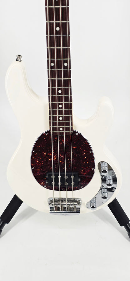 Ernie Ball Music Man - Stingray - 2017 - Snow White