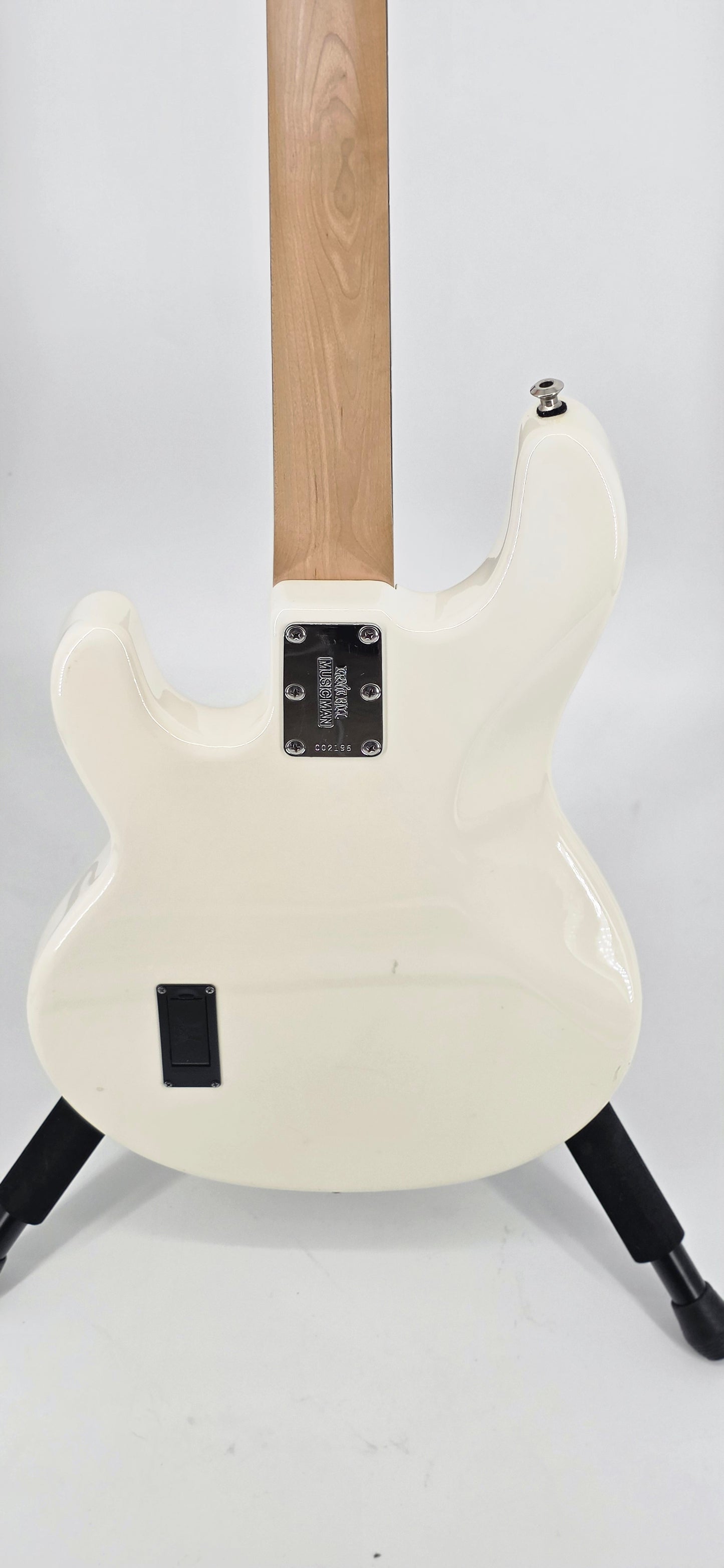 Ernie Ball Music Man - Stingray - 2017 - Snow White