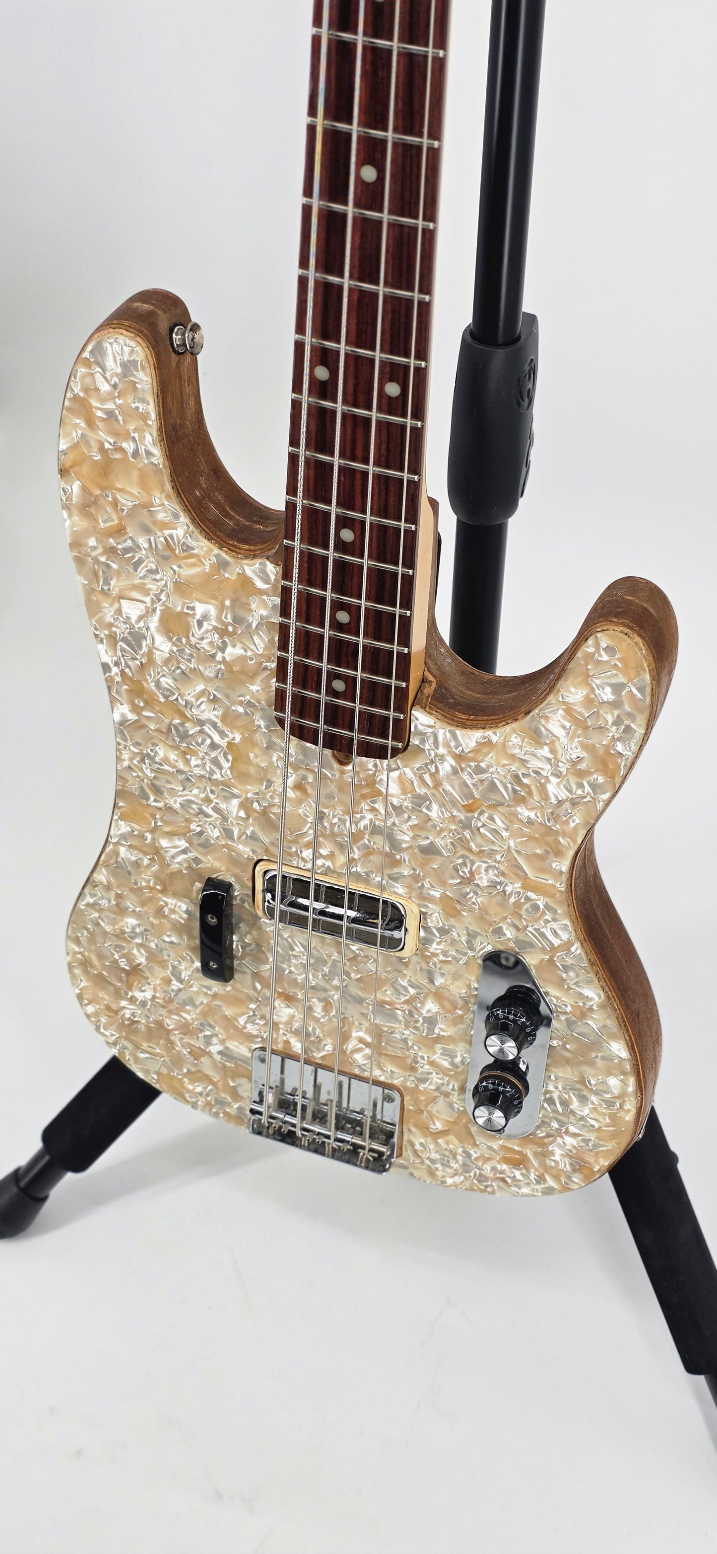 Ampeg / Kay - Warmouth - Tele Bass - 1960-70s - Mother of Toilet Seat