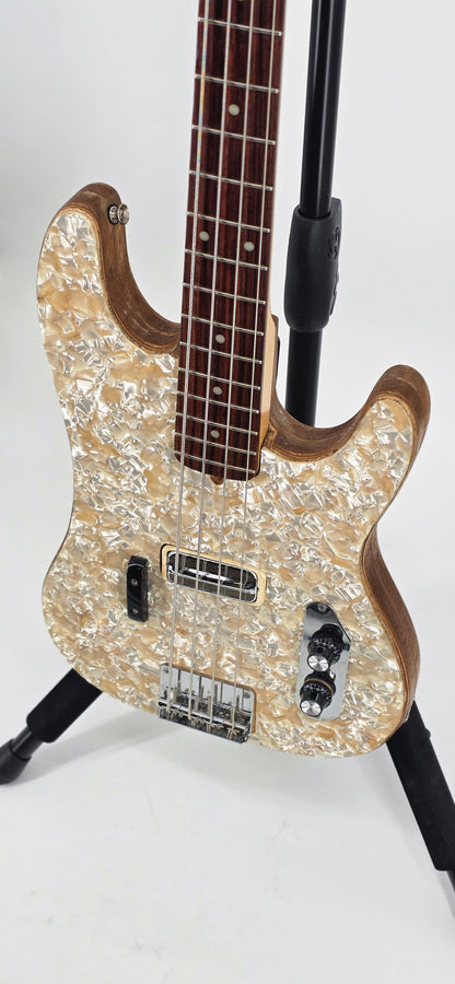 Ampeg / Kay - Warmouth - Tele Bass - 1960-70s - Mother of Toilet Seat