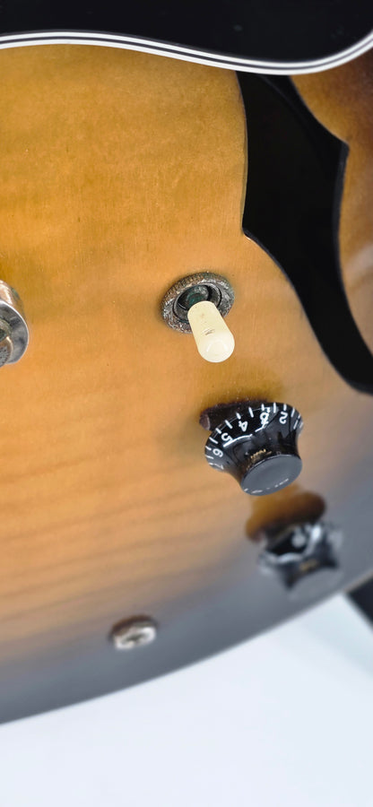 Gibson -  Memphis ES-335 Dot Figured model - 2005- Vintage Sunburst finish