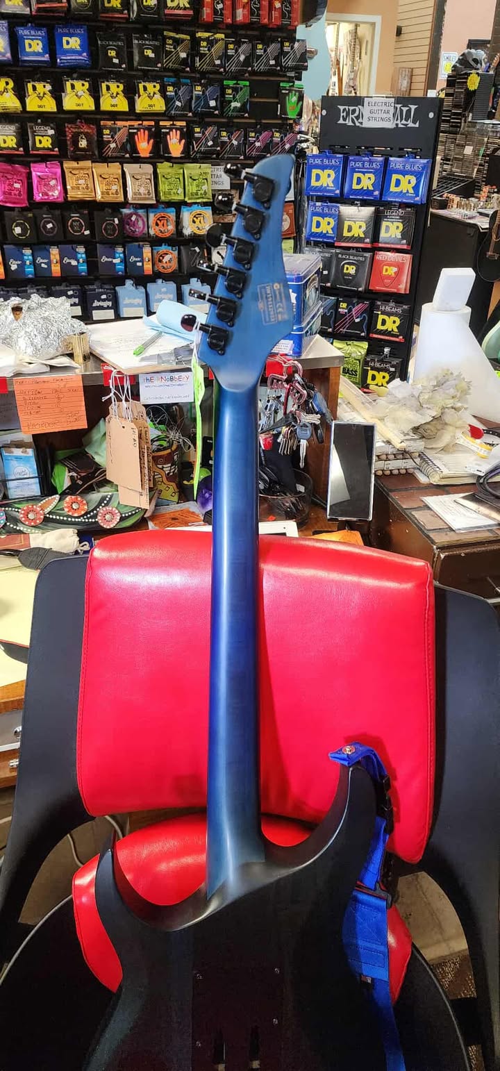 Schecter Diamond Series - Banshee GT FR - Satin Trans Blue