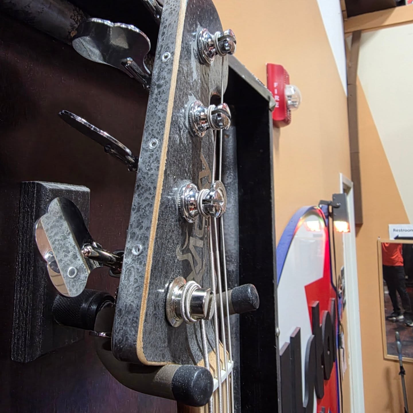 Moxy "Big Boy" Bass Guitar