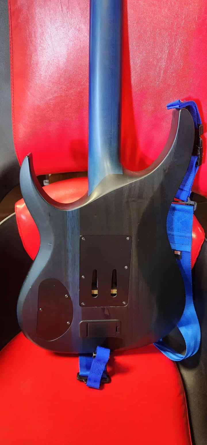 Schecter Diamond Series - Banshee GT FR - Satin Trans Blue