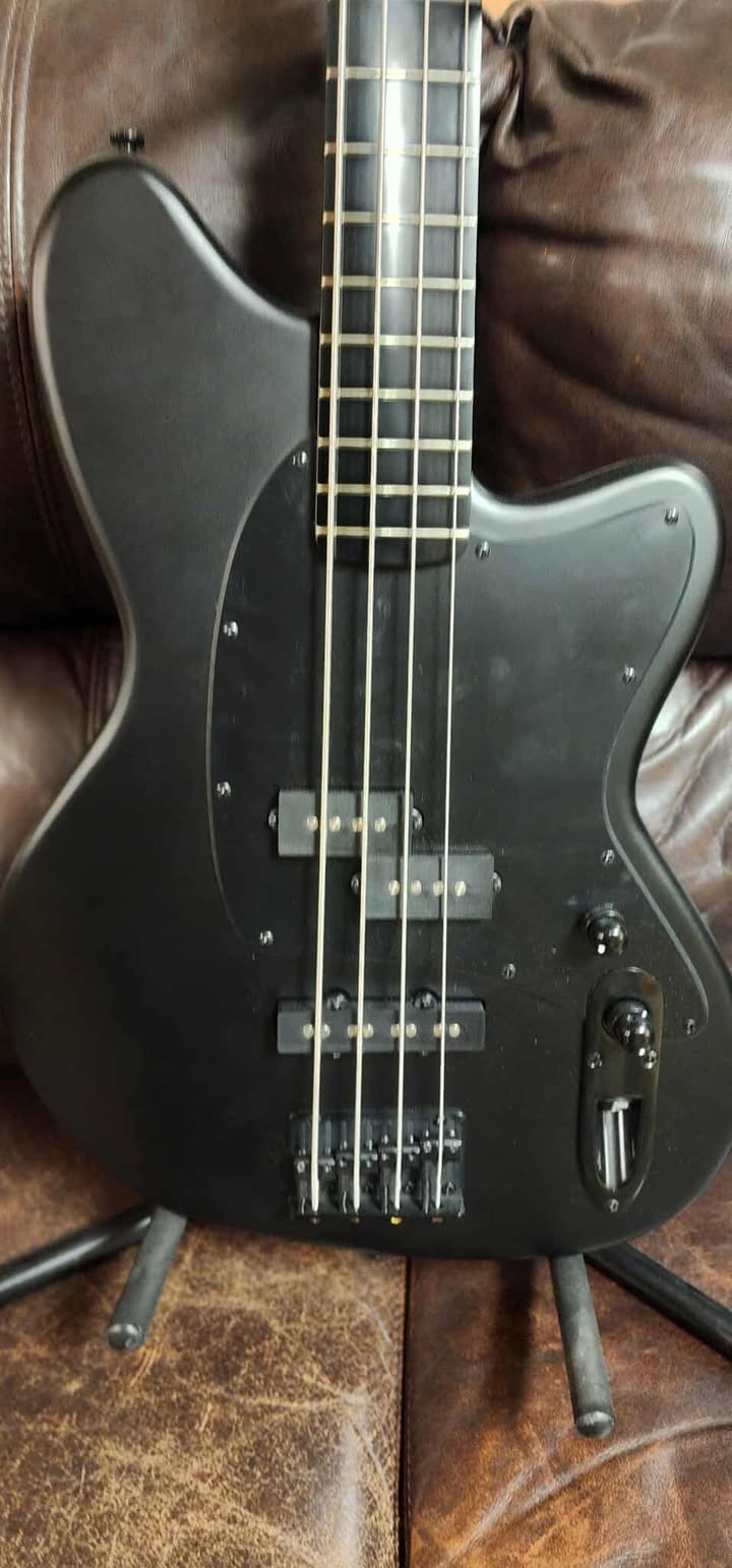 Ibanez Talman Bass - TMB420B - BKF - Black Flat (B-Stock)