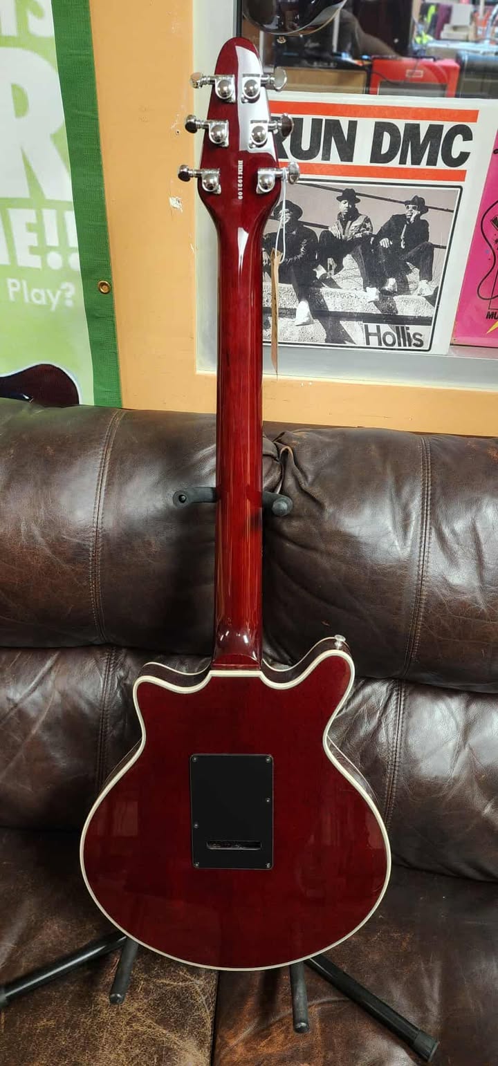 Brian May Guitar (BMG) LE Special  - Antique Cherry
