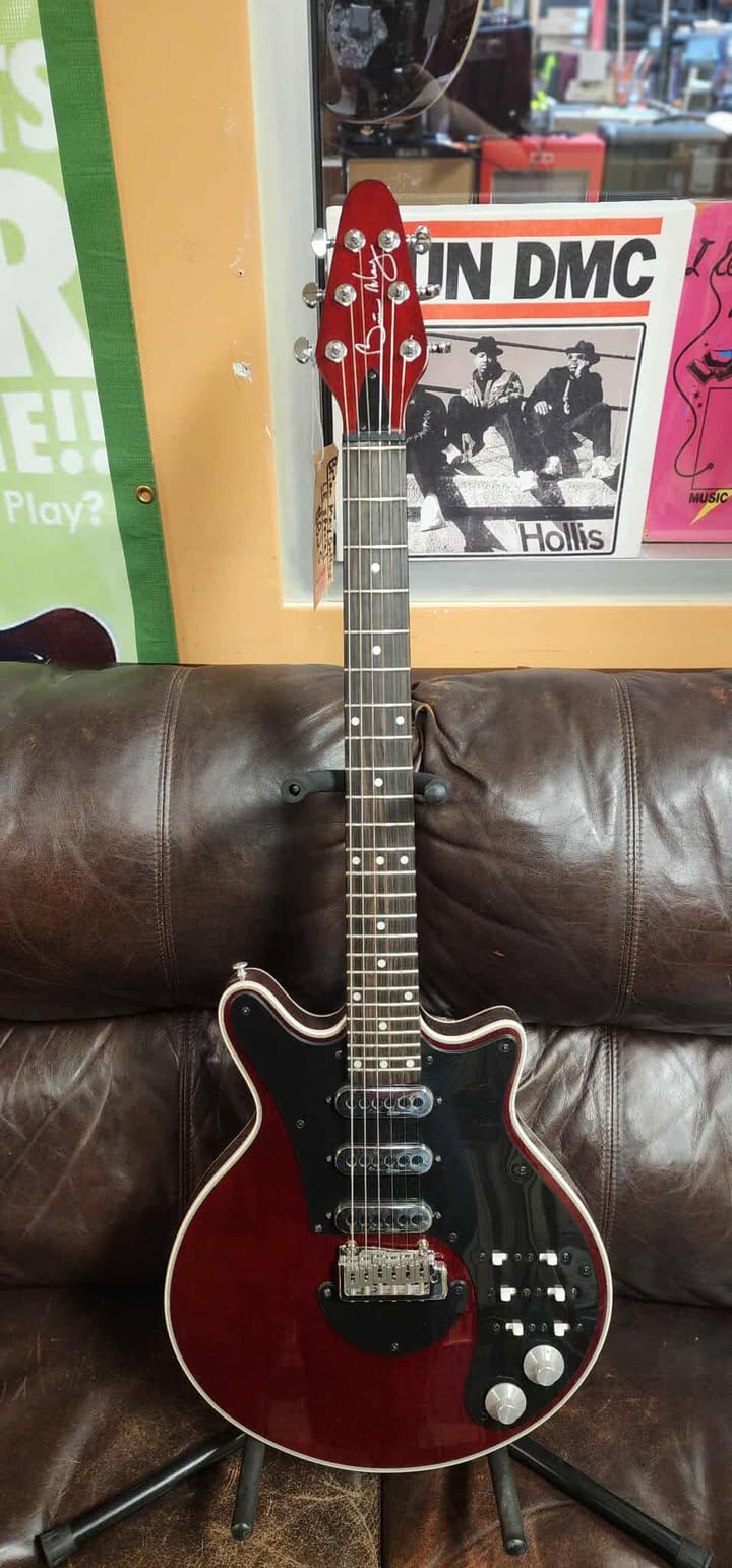 Brian May Guitar (BMG) LE Special  - Antique Cherry