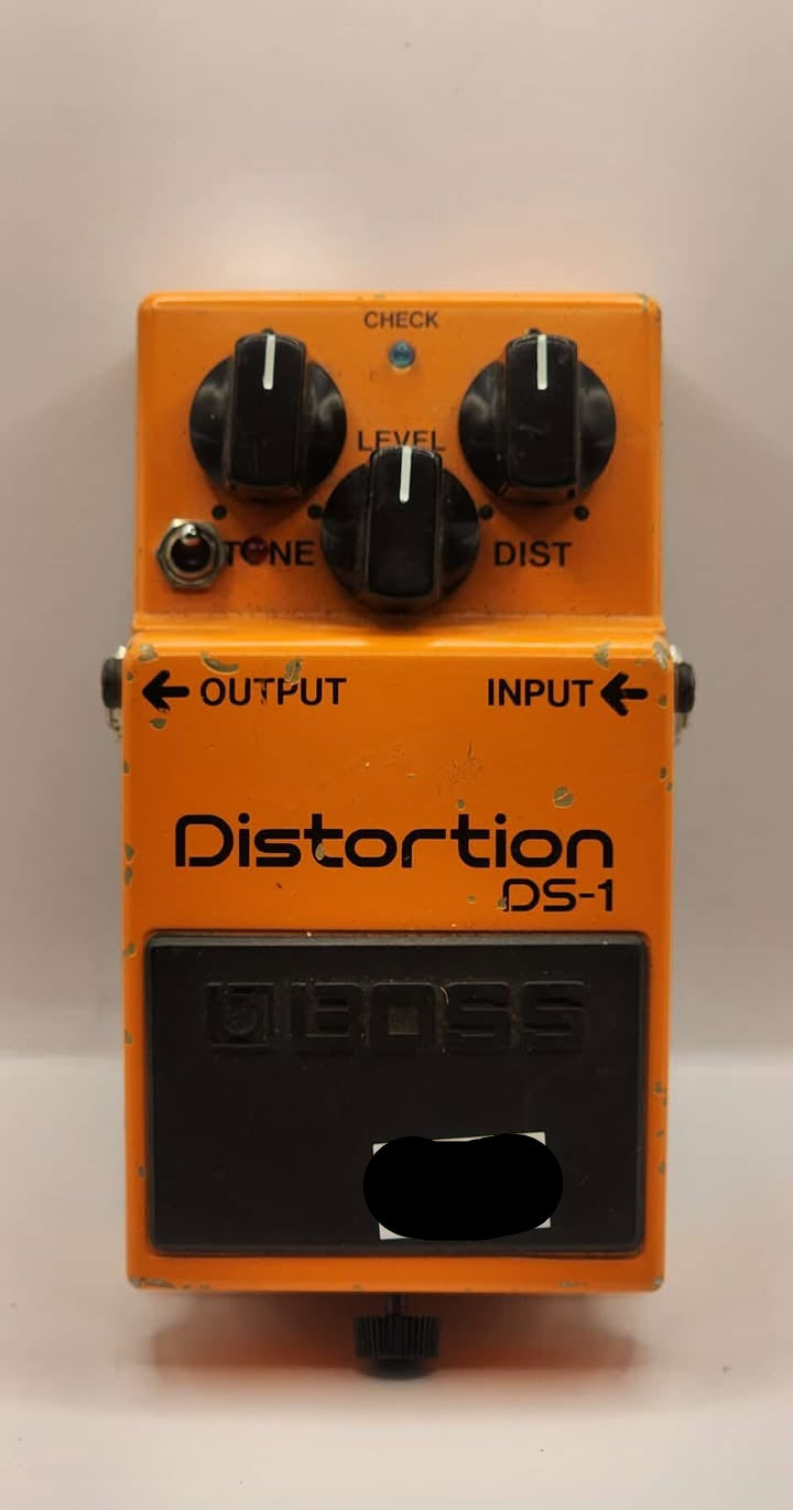 Keeley Boss - DS-1 Distortion with Ultra and Seeing Eye Mods (MODDED)