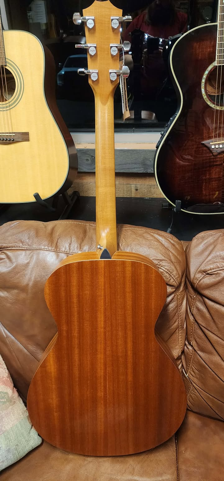 Taylor - Acoustic Guitar - Academy 12 - Natural