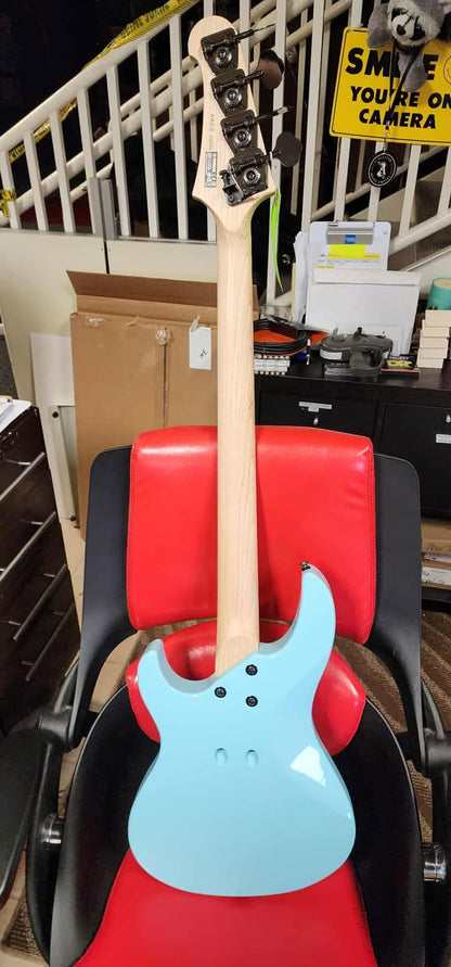 Yamaha Billy Sheehan Attitude Limited 3 Bass Guitar- Sonic Blue
